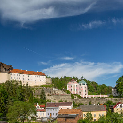 Bild vergrößern: Burg und Schloss Bečov